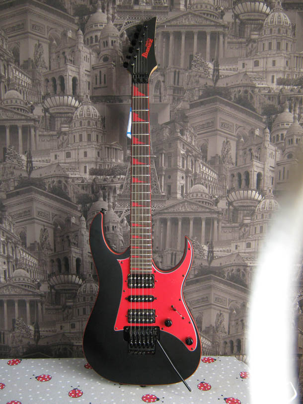 IBANEZ GRG250DX-BKF