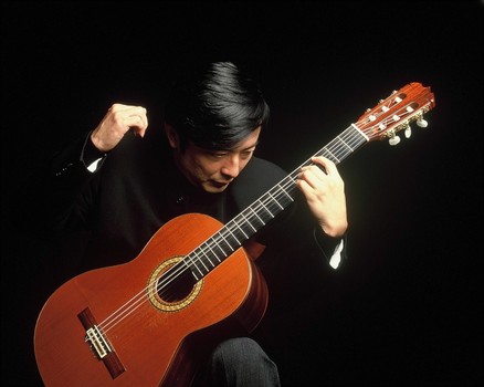 Kazuhito Yamashita
