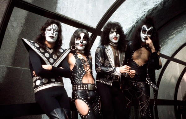 Kiss